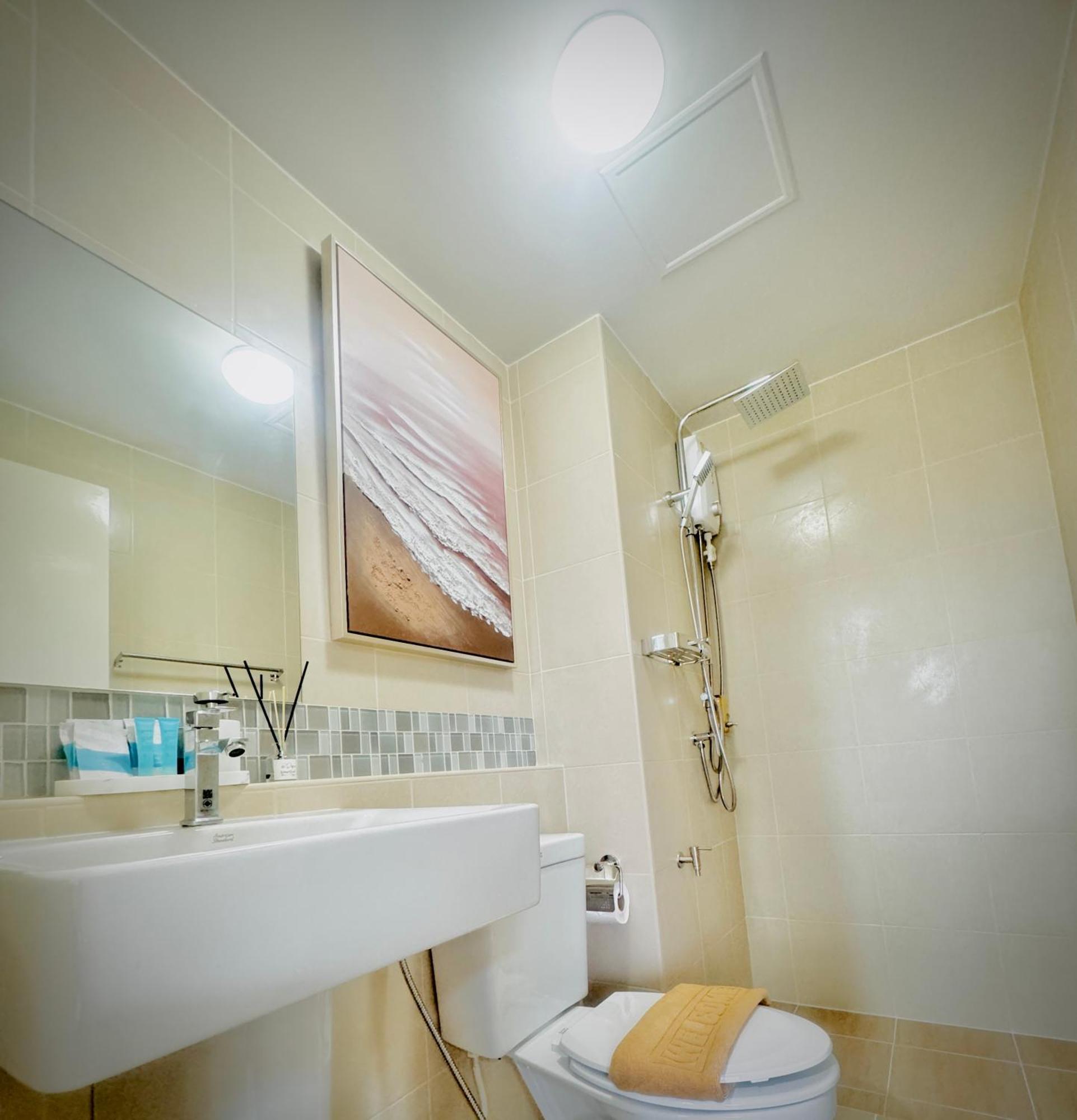 Sea&Mountain View,5 Mins Walk To Famous Beach With King Size Bed Hua Hin Dış mekan fotoğraf