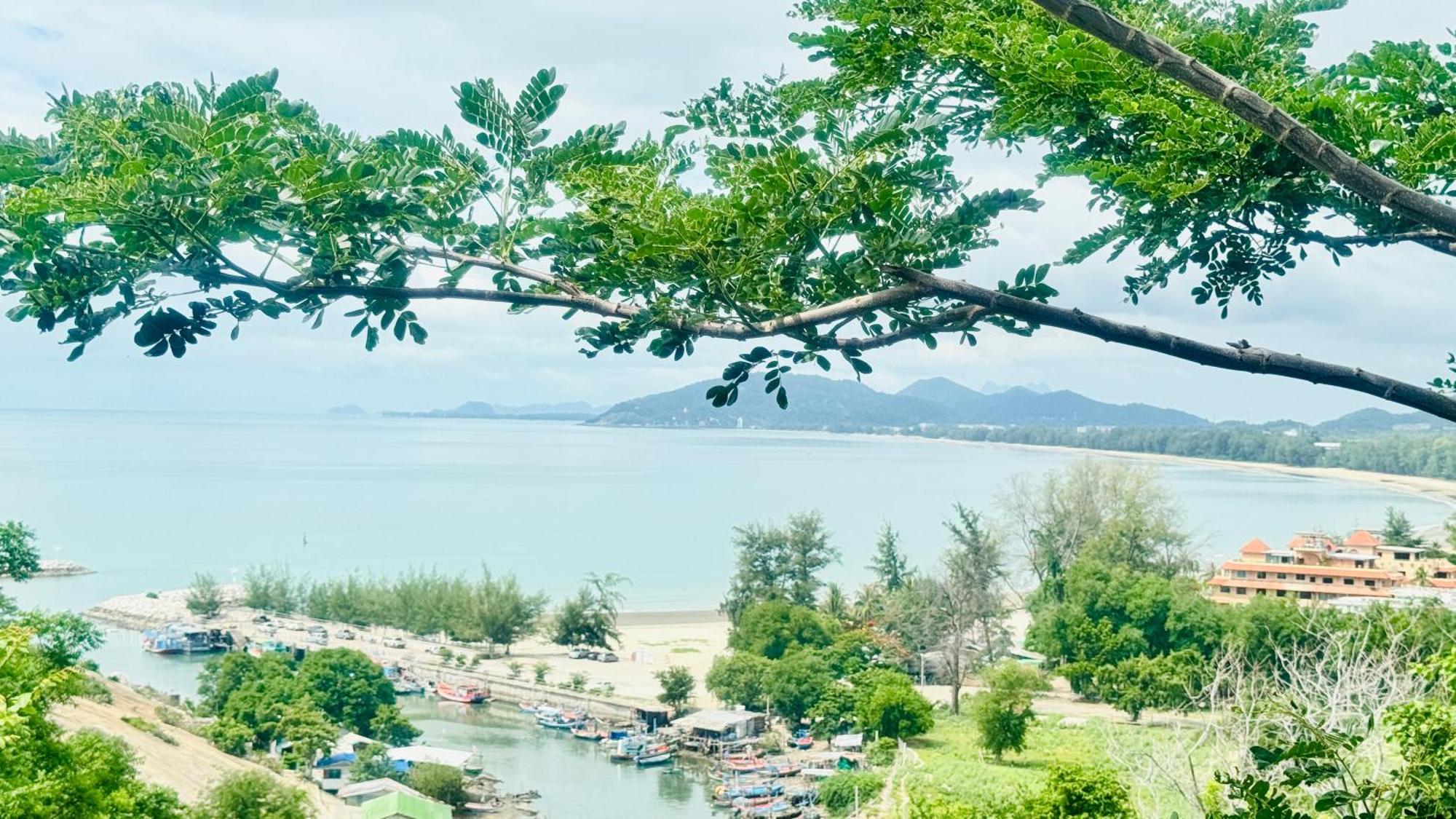 Sea&Mountain View,5 Mins Walk To Famous Beach With King Size Bed Hua Hin Dış mekan fotoğraf