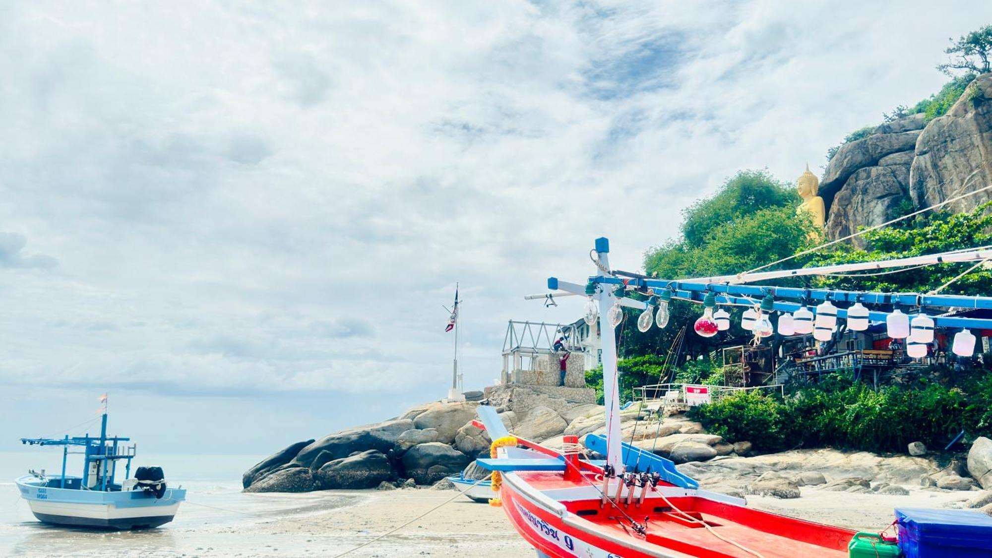 Sea&Mountain View,5 Mins Walk To Famous Beach With King Size Bed Hua Hin Dış mekan fotoğraf