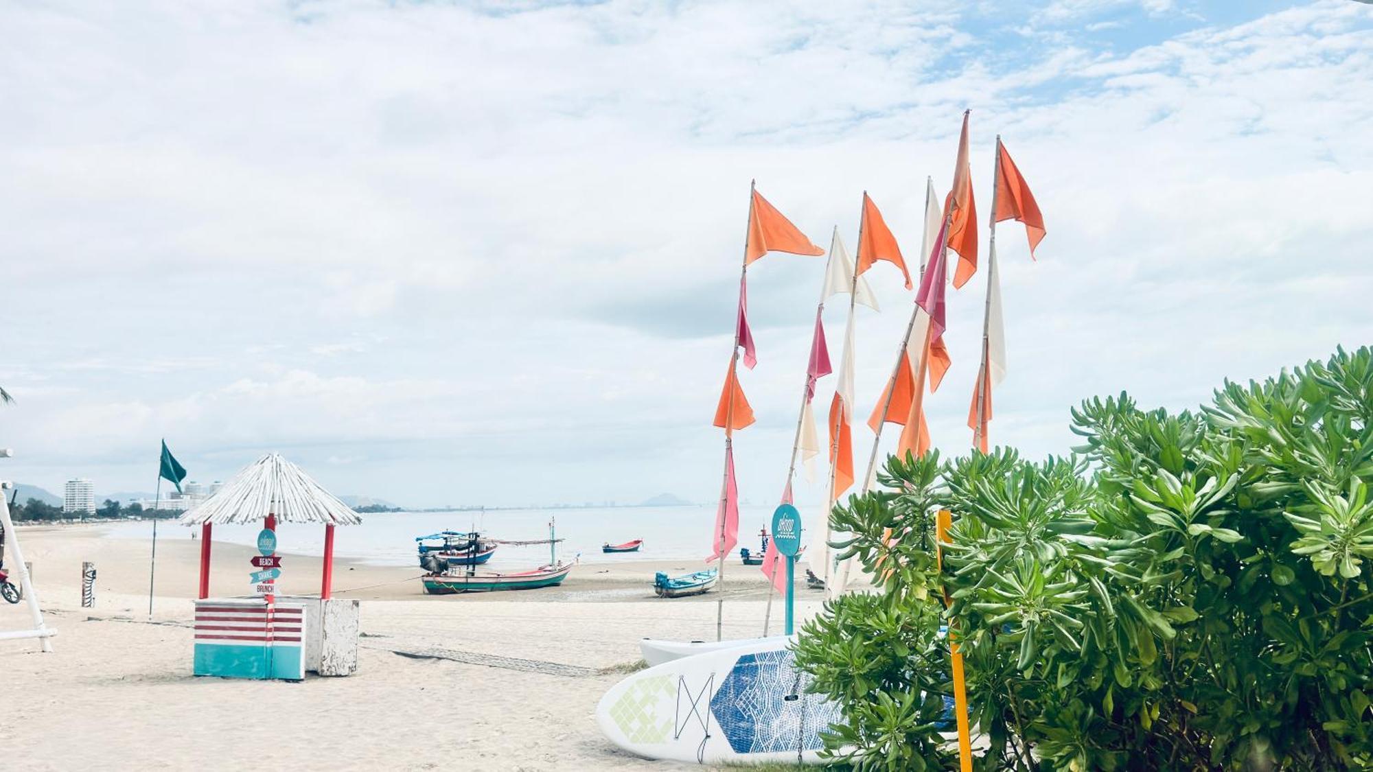 Sea&Mountain View,5 Mins Walk To Famous Beach With King Size Bed Hua Hin Dış mekan fotoğraf